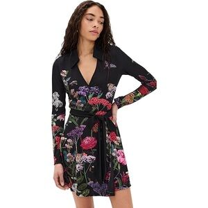 chinese dress ladies Black Lace Panel Maxi Dress